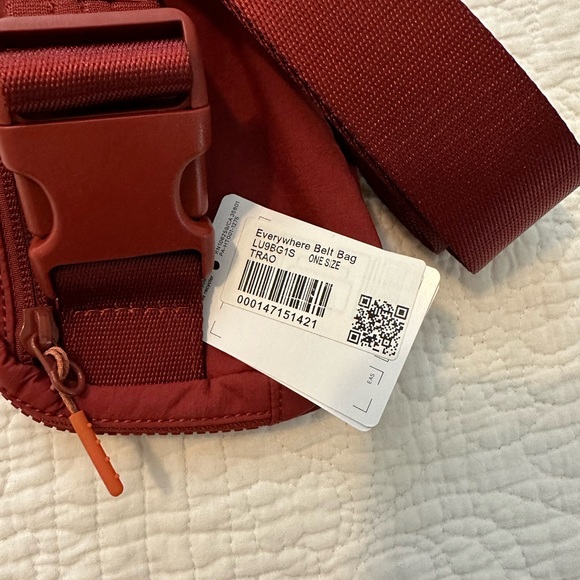 NWT Lululemon Everywhere Belt Bag 1L Terra Orange Fall Limited Color - Picture 4 of 6